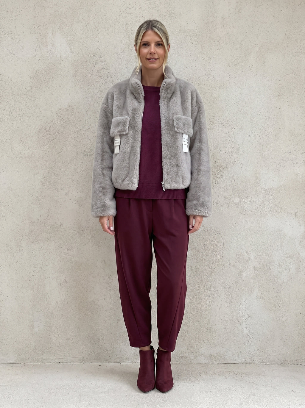 Finland Crop Faux Fur Jacket