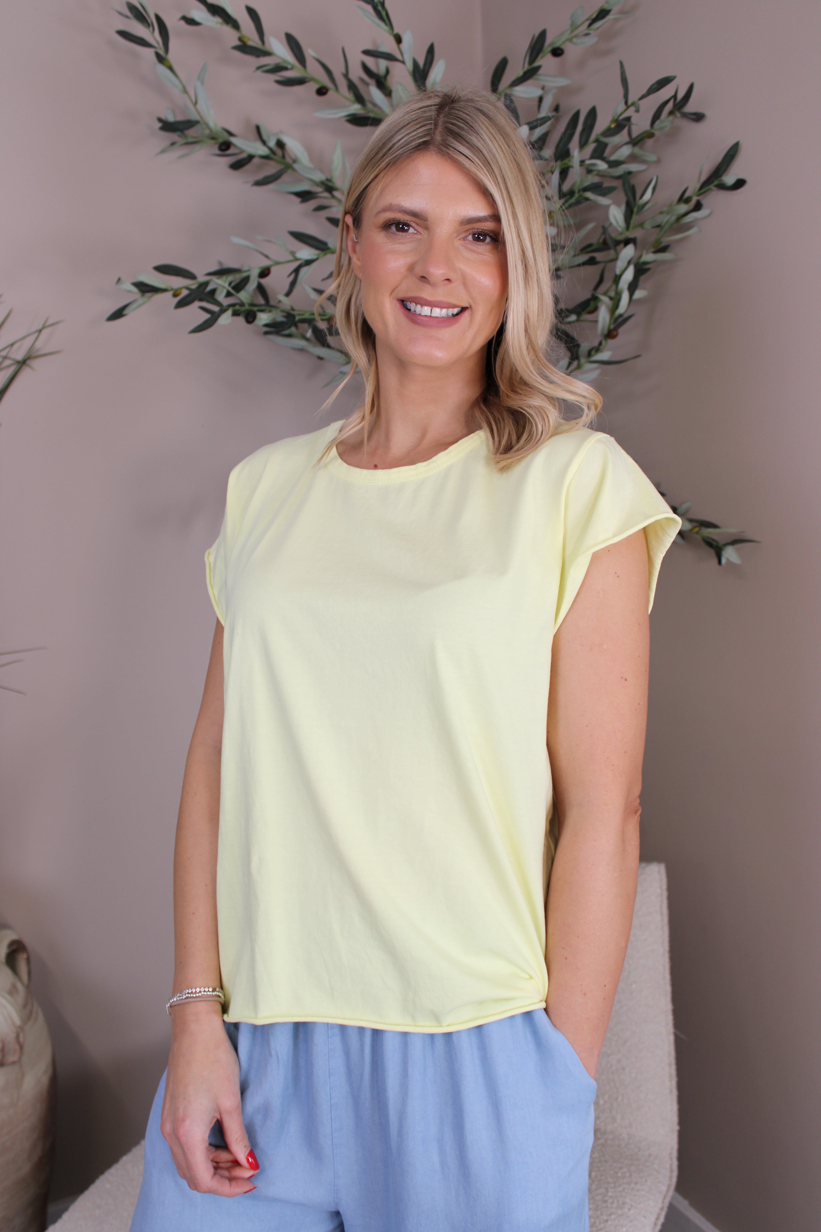 Capri Tee
