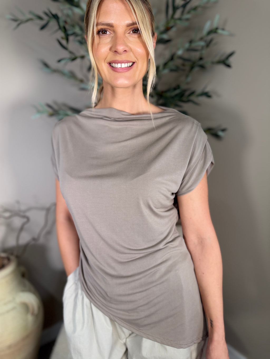 Milan Asymmetric Top