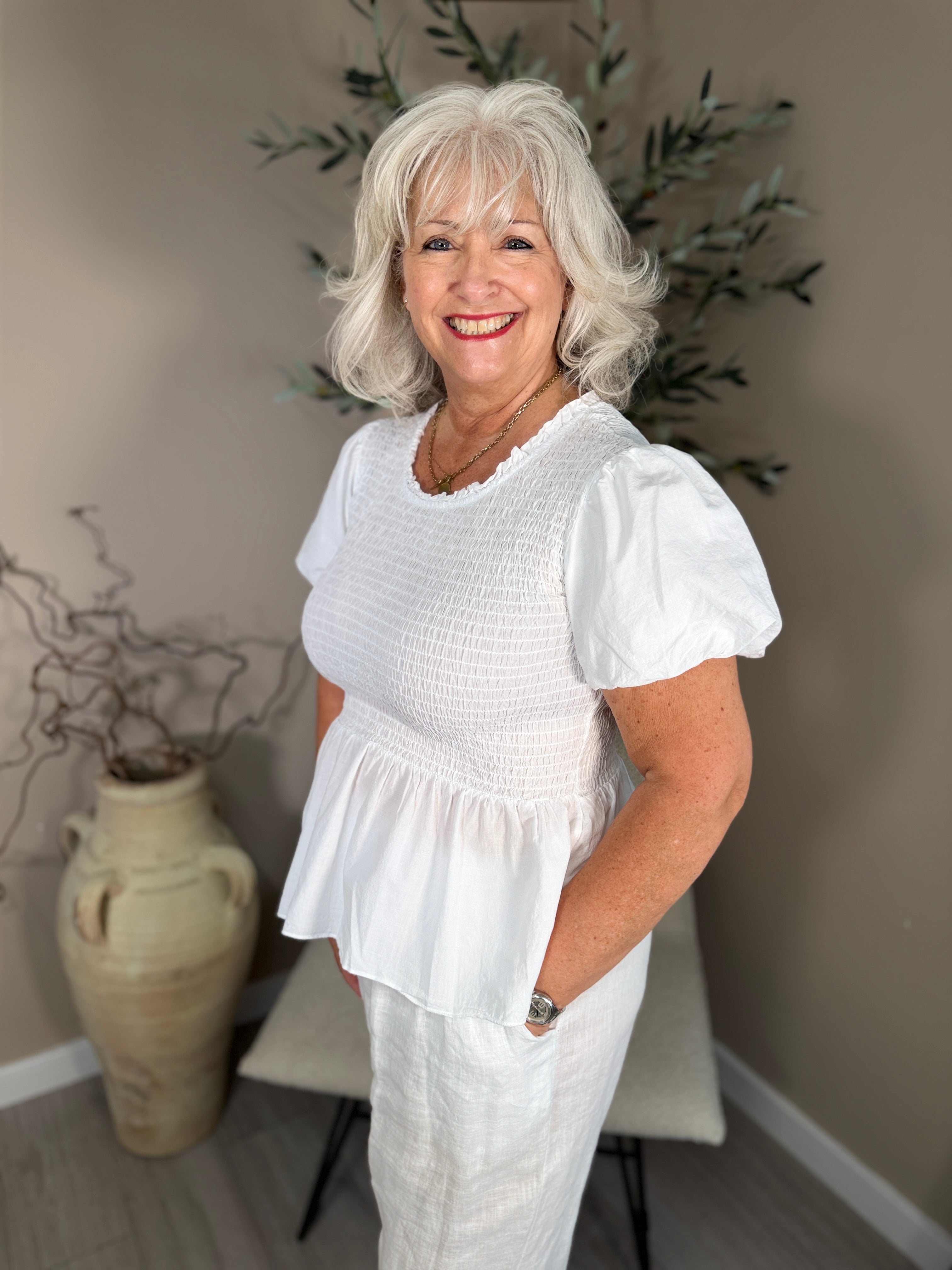 Capri Bubble Sleeve Top