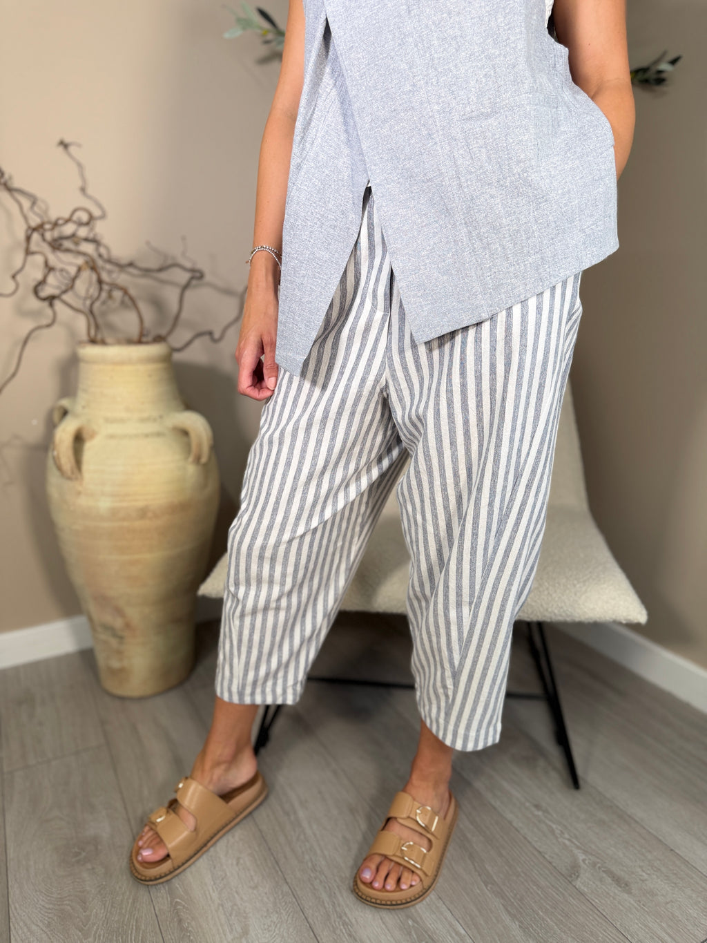 Como Stripe Barrel Trousers