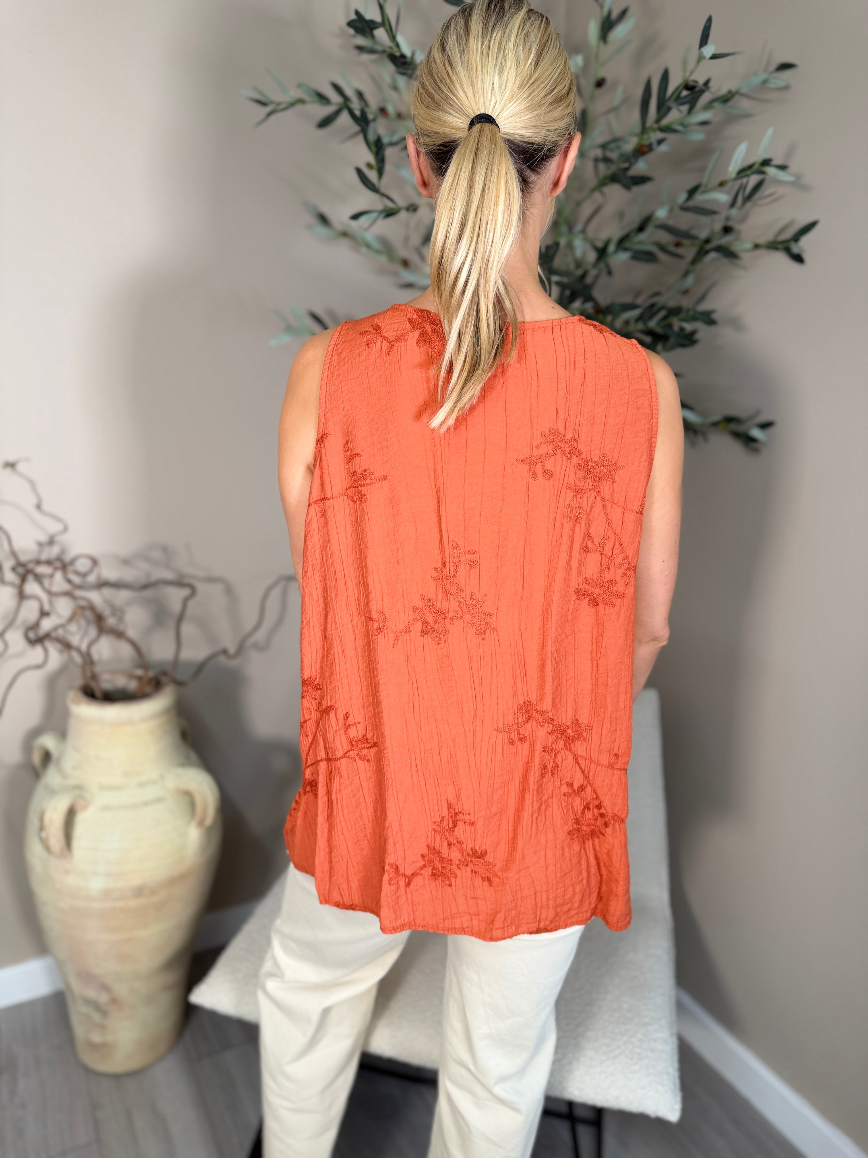 Monaco Swing Top