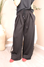 Salisbury Wide Leg Joggers