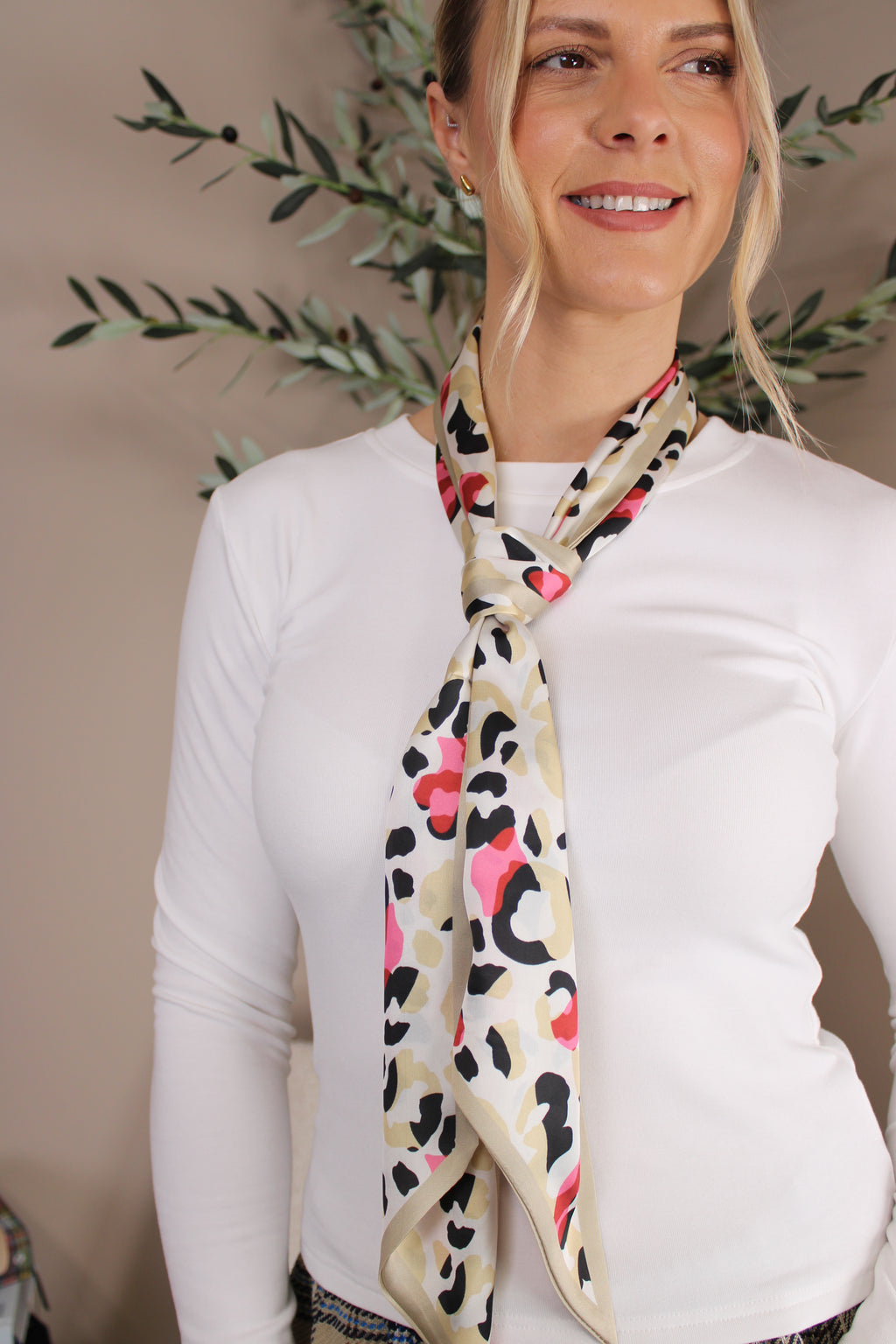 Tie Scarf