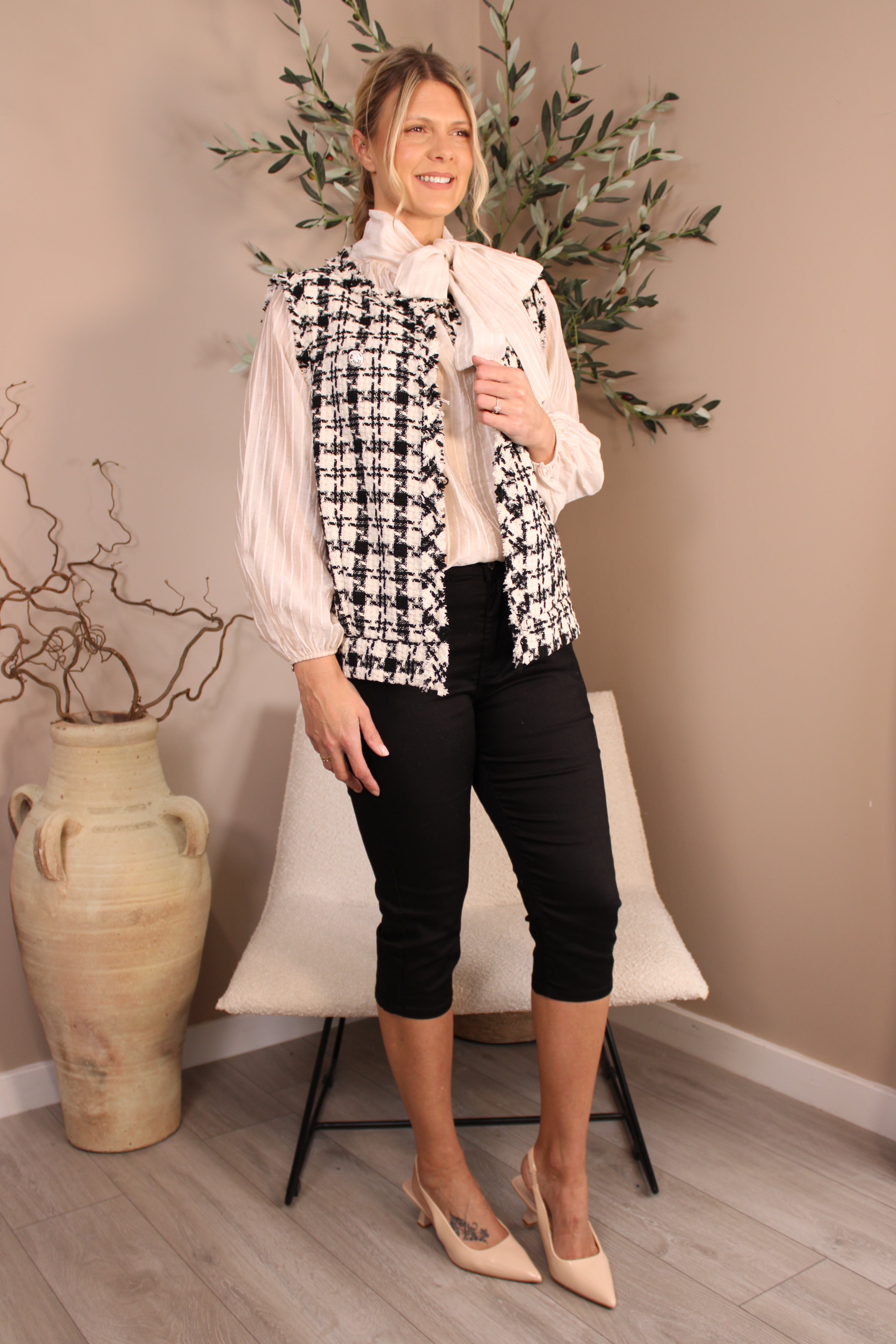 Capri Cropped Trousers