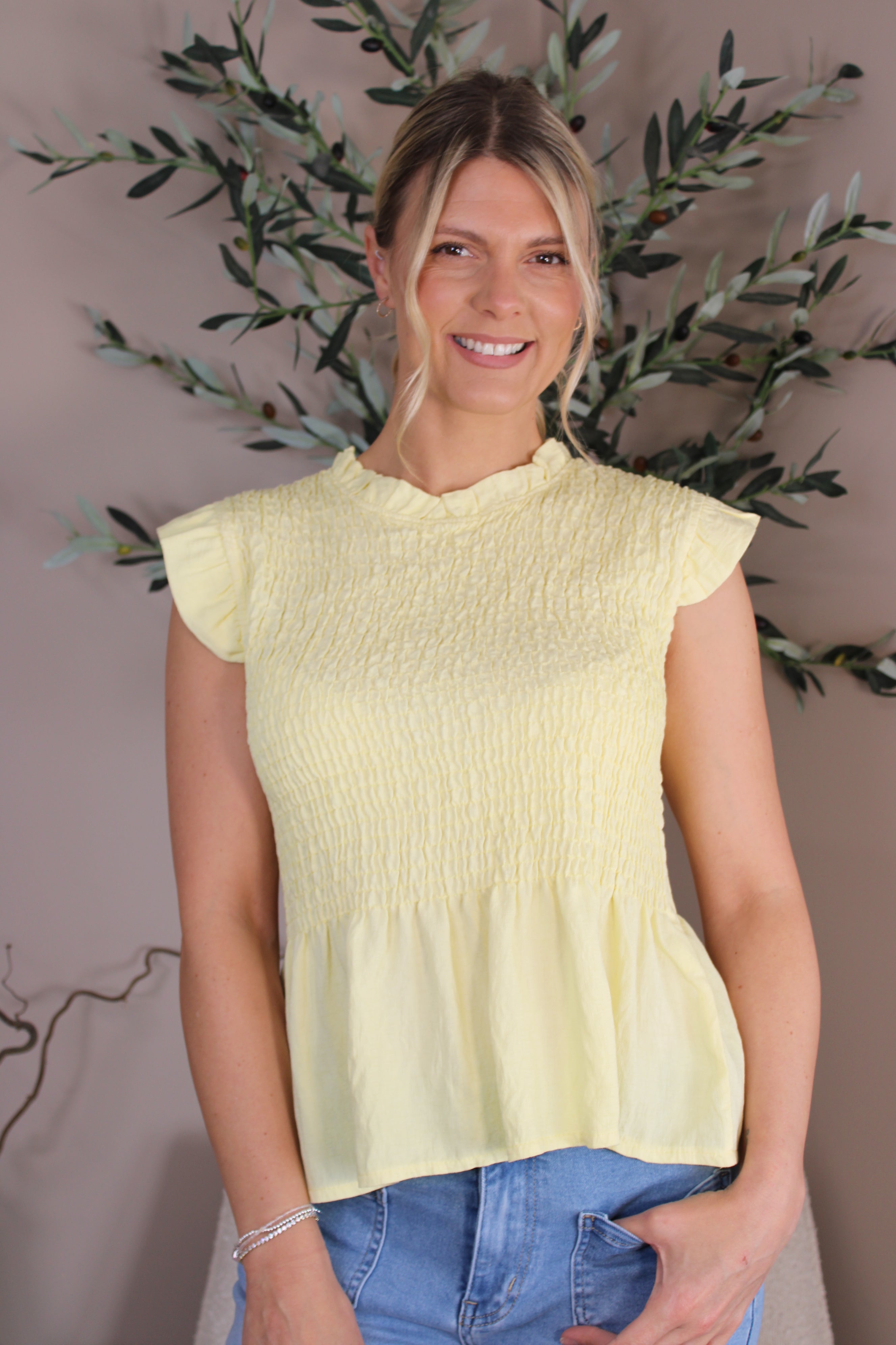 Capri Frill Sleeve Top