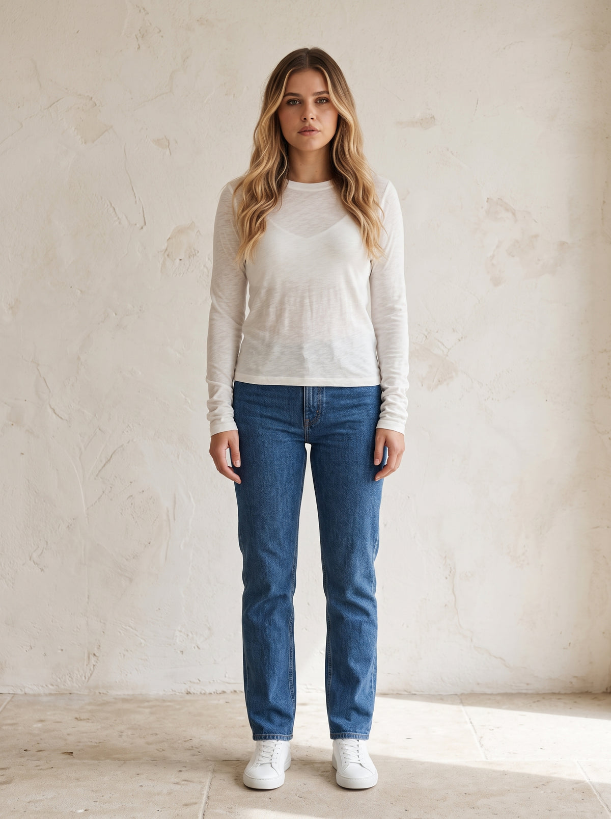 Oslo Round Neck Basic Top