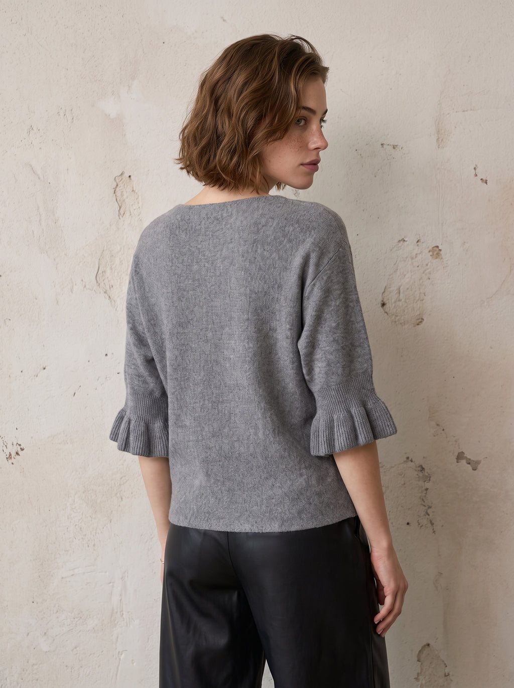Oxford Frill Sleeve Knit