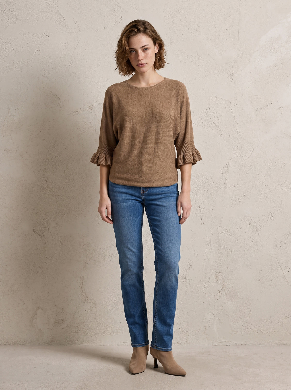 Oxford Frill Sleeve Knit