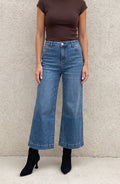 Manhattan Crop Jeans
