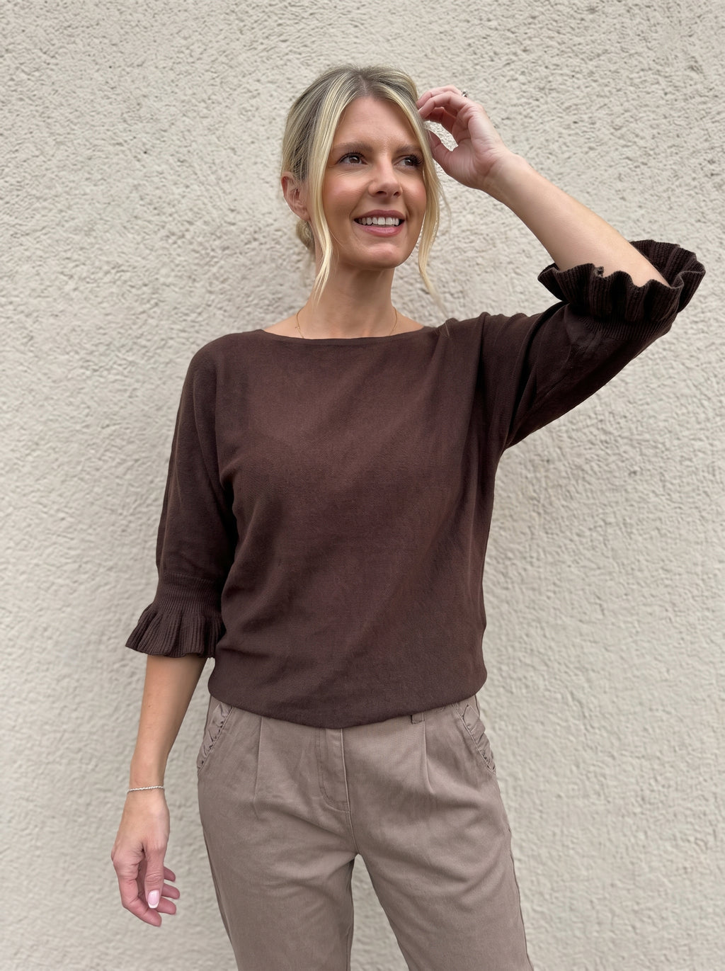 Oxford Frill Sleeve Knit