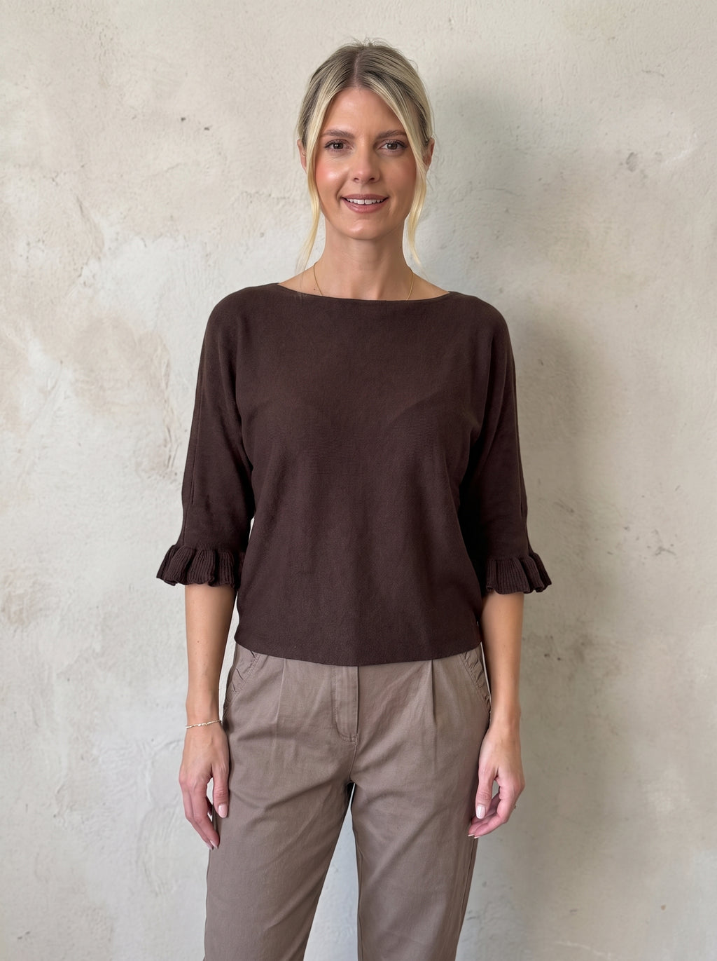 Oxford Frill Sleeve Knit