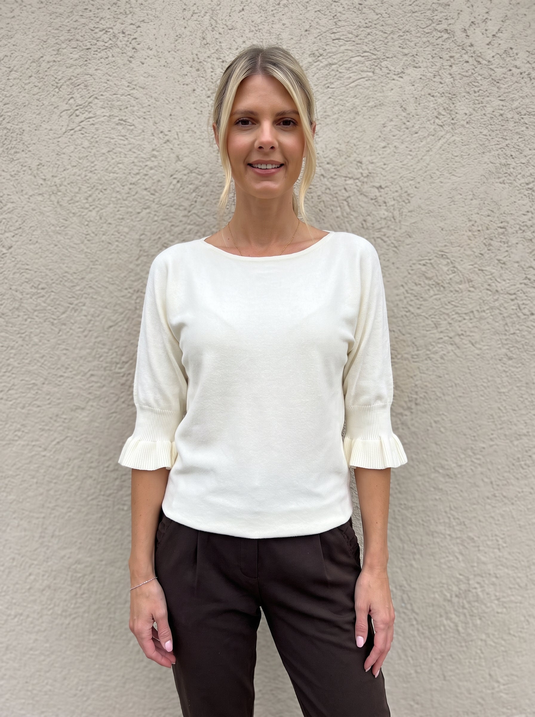 Oxford Frill Sleeve Knit