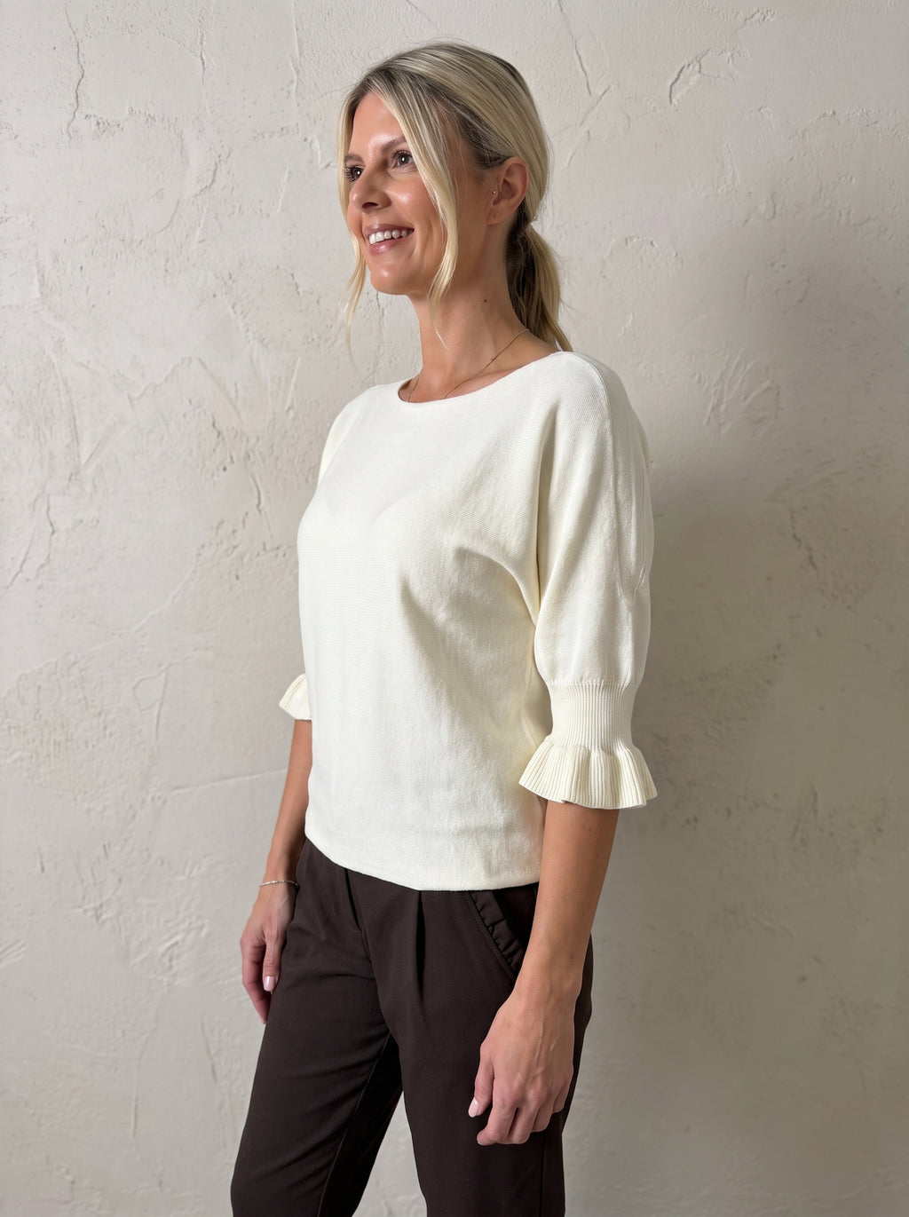 Oxford Frill Sleeve Knit