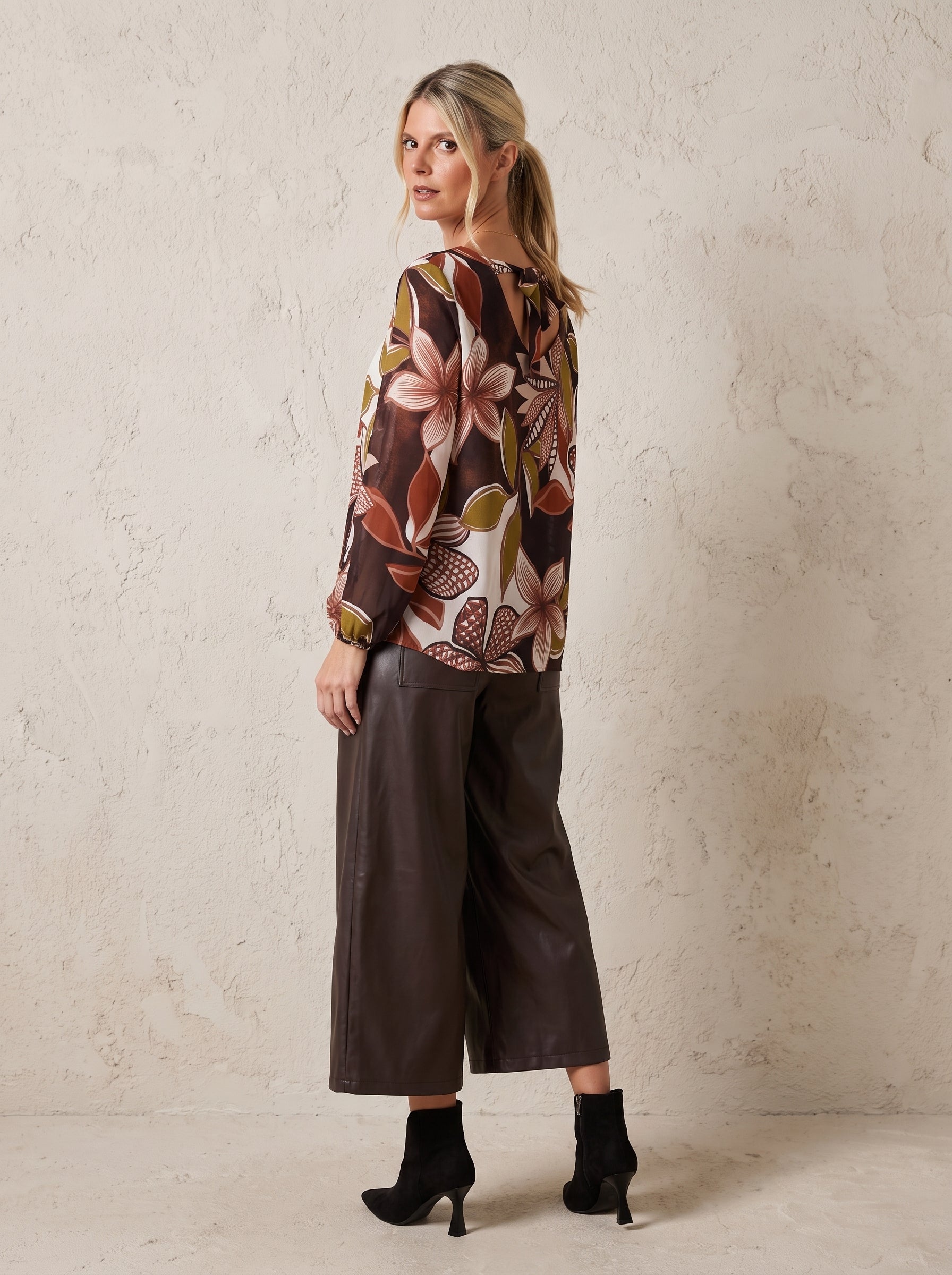 Seville Bubble Hem Top